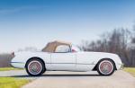 Chevrolet Corvette Polo White 1954 года